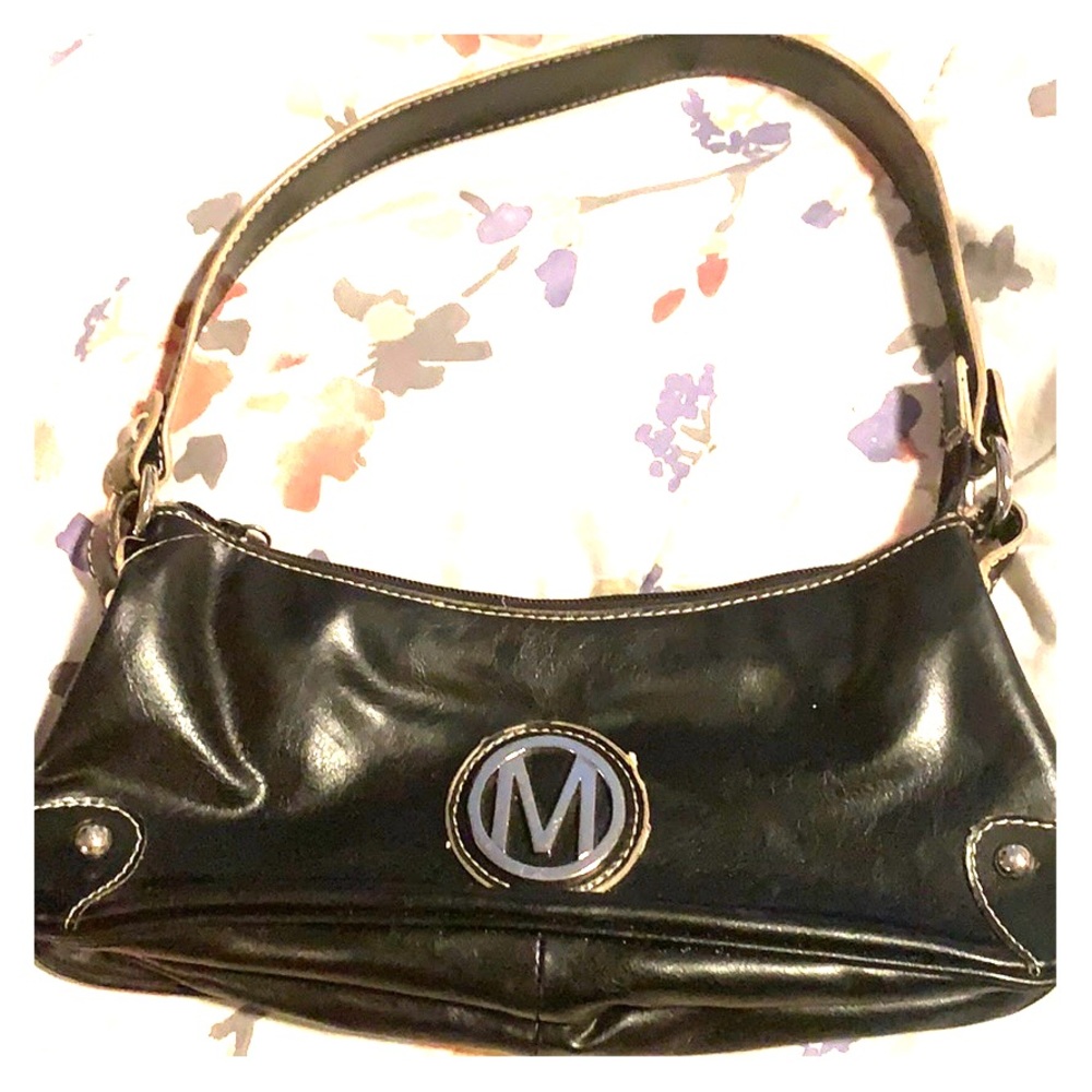Black purse